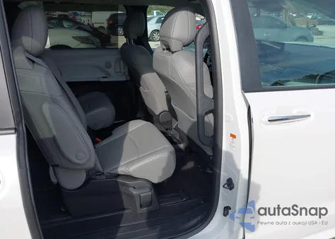 2025 Toyota Sienna Xle from USA, damaged, VIN 5TDYRKEC8SS252618